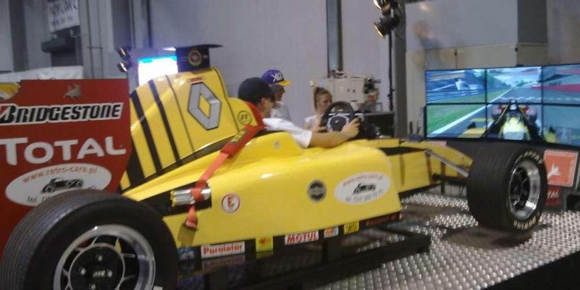 Upał, auta i dziewczyny