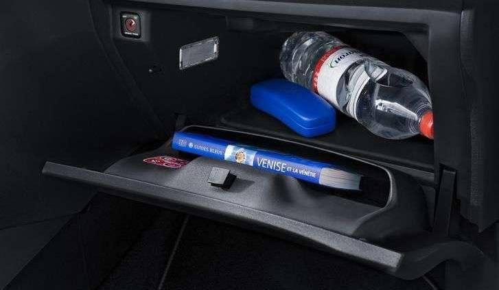 Maluch na wyższej półce