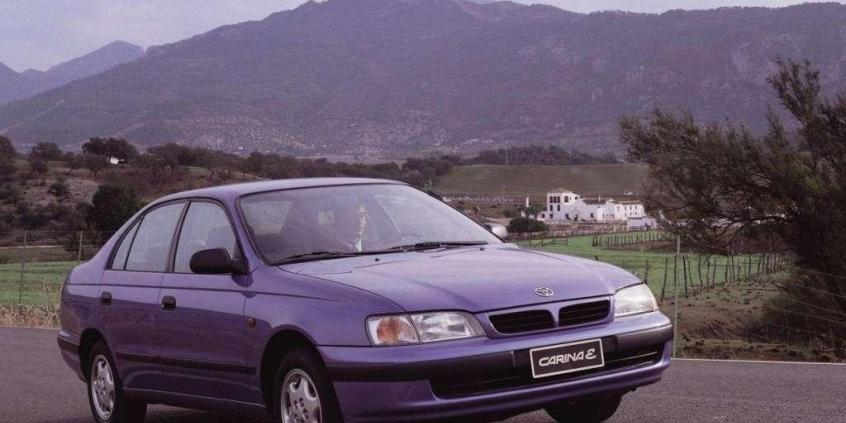 Toyota Carina E - takich aut już się nie produkuje