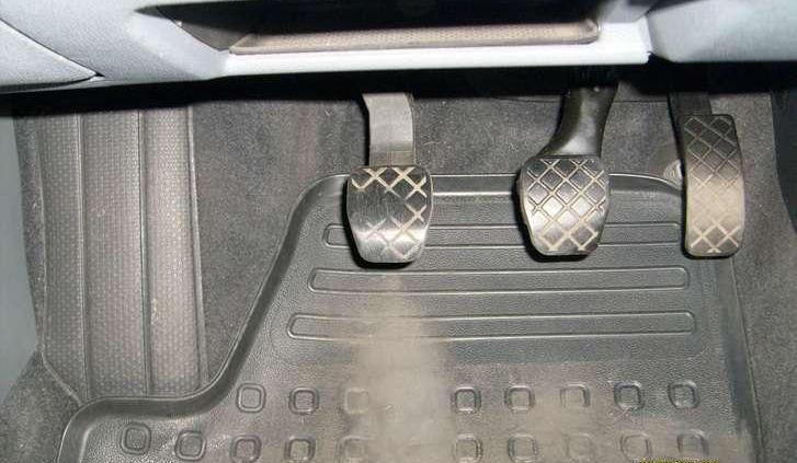 Opis techniczny Skoda Fabia I