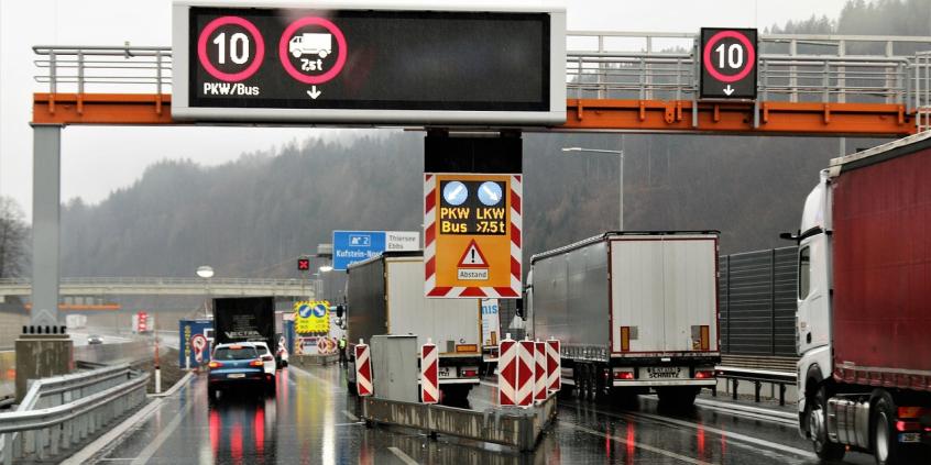 Kontrole na granicach z Niemcami i Litwą przedłużone do 1 października 2026. Jakie skutki dla kierowców?