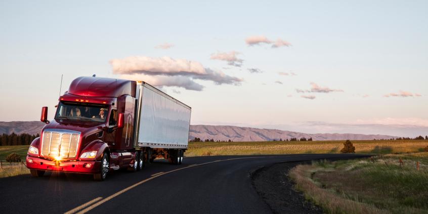 Standard ładowania MCS (Megawatt Charging System) – czy 2026 to rok, w którym ładowanie trwa tyle, co tankowanie?