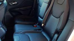 Nowy Jeep Cherokee - niepozorny odkrywca