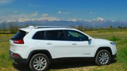 Nowy Jeep Cherokee - niepozorny odkrywca