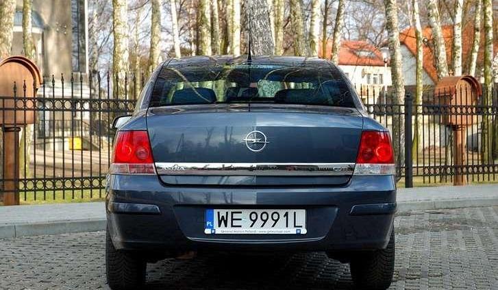 Opel Astra III sedan 1.3 CDTI - spory sedan dla oszczędnych