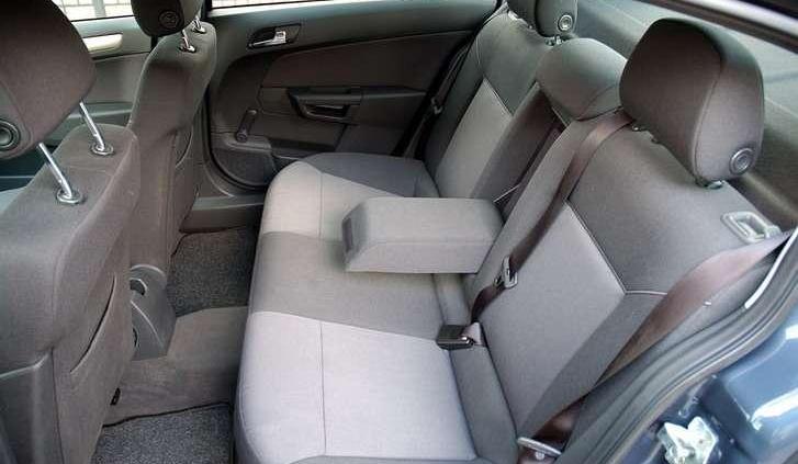 Opel Astra III sedan 1.3 CDTI - spory sedan dla oszczędnych