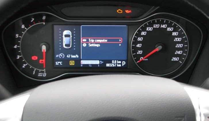 Dyskretna modernizacja - pierwsza jazda odświeżonym Mondeo