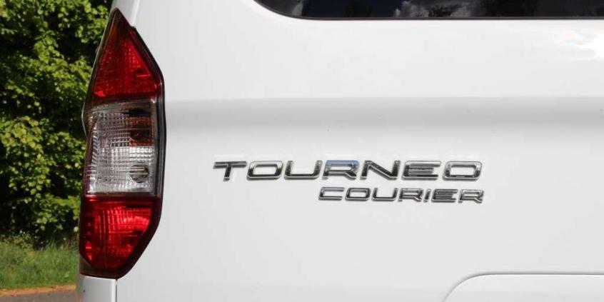 Ford Tourneo Courier - mały samochód, ogromne możliwości
