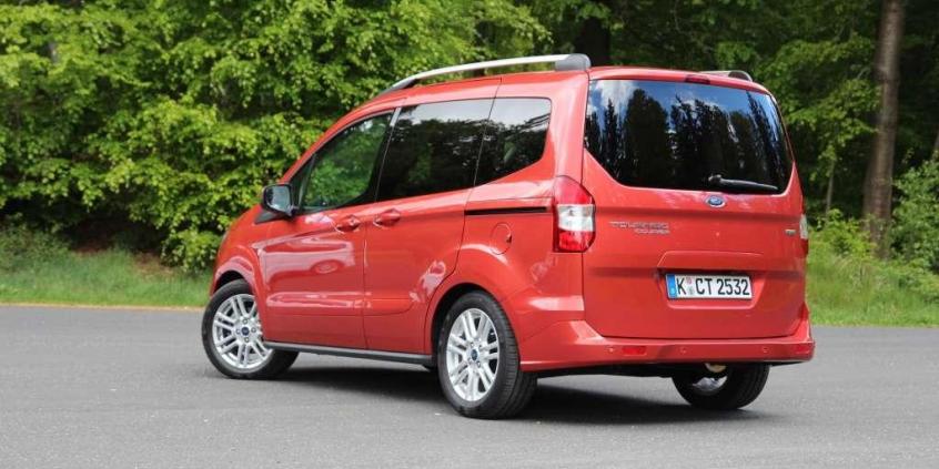 Ford Tourneo Courier - mały samochód, ogromne możliwości