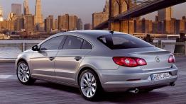 Volkswagen Passat CC - widok z tyłu