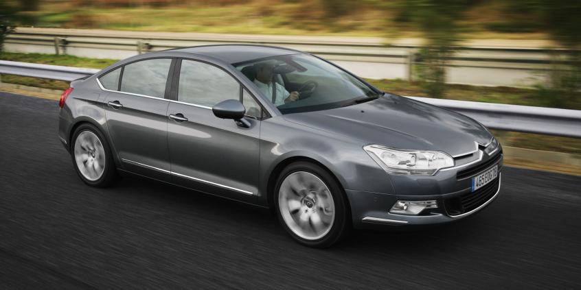 7 najbardziej niepozornych sleeperów. Będziesz w szoku, jak szybko jeżdżą