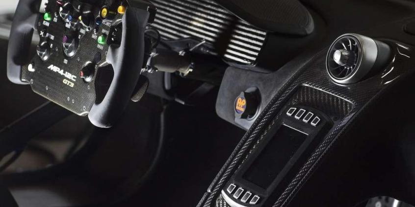 McLaren MP4-12C GT3 - Z wyścigami we krwi