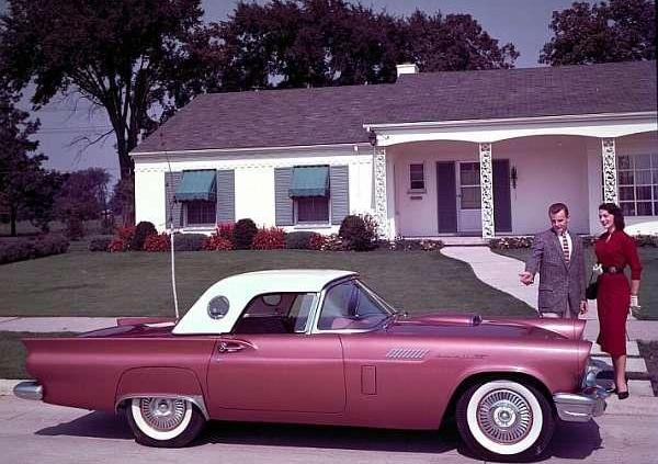 Dzieje grzmiącego ptaka - Ford Thunderbird