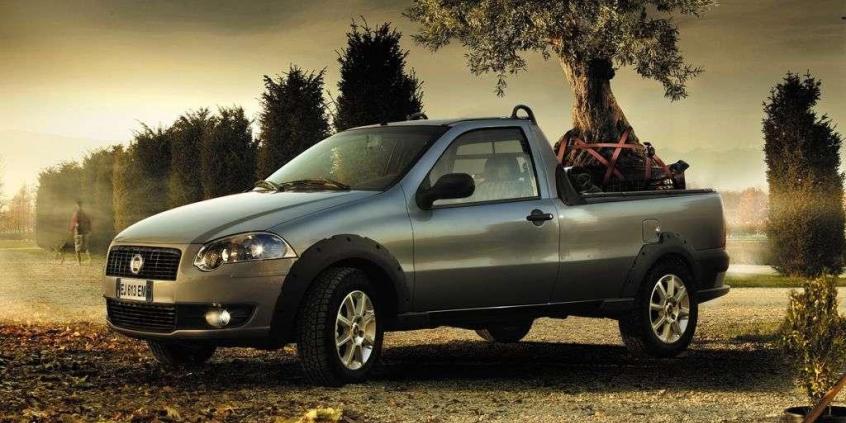 Fiat Strada - Dostawczak bardziej osobowy