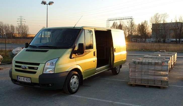 Szybki dostawca - Ford Transit Van SWB 130 KM