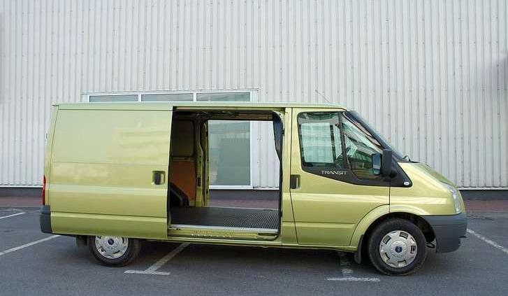 Szybki dostawca - Ford Transit Van SWB 130 KM