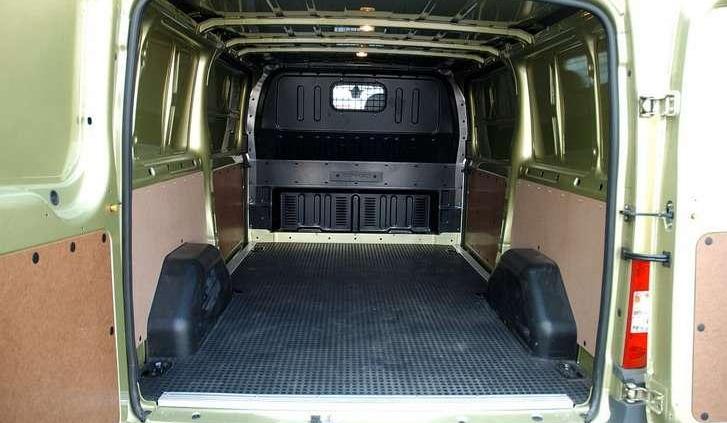 Szybki dostawca - Ford Transit Van SWB 130 KM