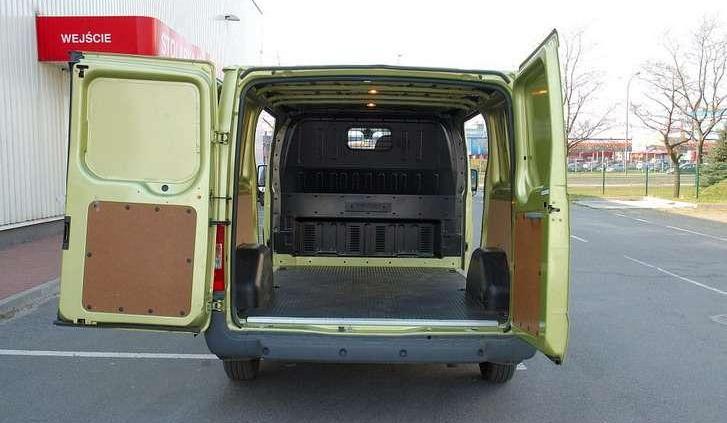 Szybki dostawca - Ford Transit Van SWB 130 KM