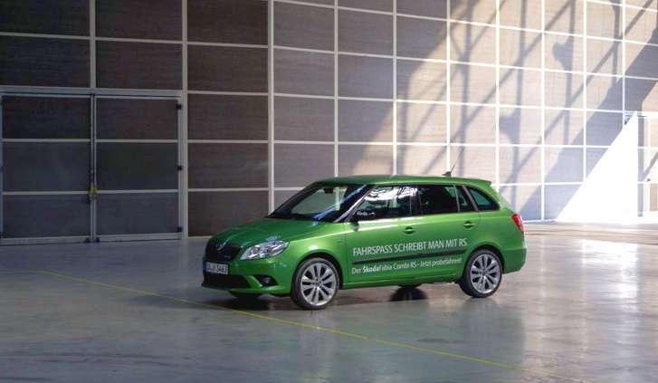 Skoda Fabia RS - kapelusze z głów
