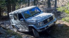 Mercedes Klasa G w kamuflażu na zdjęciach