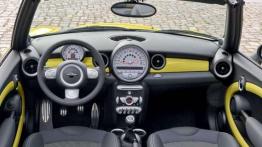 Mini Cabrio - z wiatrem we włosach