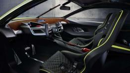 BMW 3.0 CSL Hommage - przeszłość wg młodych