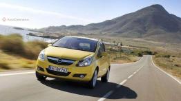 Opel Corsa D - maluch na sterydach