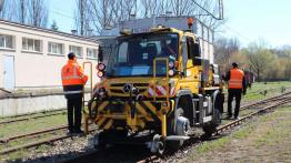 Unimog - narzędzie na kołach