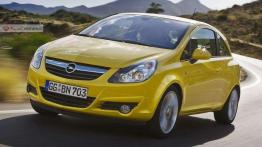 Opel Corsa D - maluch na sterydach