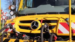 Unimog - narzędzie na kołach