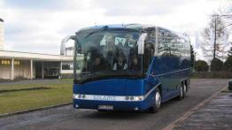 Autobusowe  premiery  na..... wyścigach !