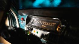 Czy stara motoryzacja była lepsza? Opel i 120 lat oświetlenia w samochodach