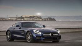 Mercedes-AMG GT S na kalifornijskich drogach - widok z przodu