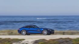 Mercedes-AMG GT S na kalifornijskich drogach - prawy bok
