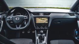 Skoda Octavia RS i Scout po liftingu - co zyskały po zmianach?