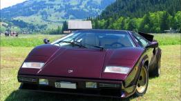 Lamborghini Countach - widok z przodu