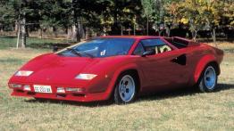 Lamborghini Countach - widok z przodu