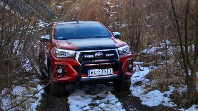 Toyota Hilux – nie boi się niczego, choć nie wszędzie warto nią jechać