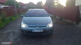 Citroen C5 II Hatchback - galeria społeczności - przód - reflektory włączone