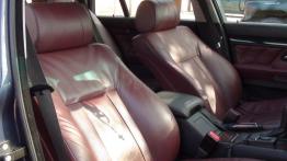 BMW Seria 5 E39 Touring - galeria społeczności - fotel pasażera, widok z przodu