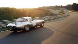 Jaguar Lightweight E-Type - powrót do przeszłości