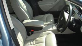 Volkswagen Passat B6 Sedan - galeria społeczności - widok ogólny wnętrza z przodu