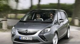Opel Zafira Tourer - Nowy rozmiar, nowe możliwości