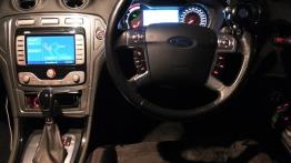Ford Mondeo IV Kombi - galeria społeczności - kokpit, nocne zdjęcie