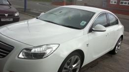 Opel Insignia  Hatchback - galeria społeczności - lewy bok