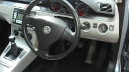 Volkswagen Passat B6 Sedan - galeria społeczności - kokpit