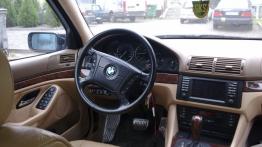 BMW Seria 5 E39 Touring - galeria społeczności - kokpit