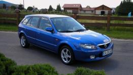 Mazda 323 VI F - galeria społeczności - prawy bok