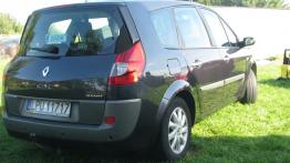 Renault Scenic II Grand - galeria społeczności - tył - inne ujęcie