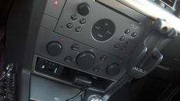 Opel Vectra C Hatchback - galeria społeczności - konsola środkowa